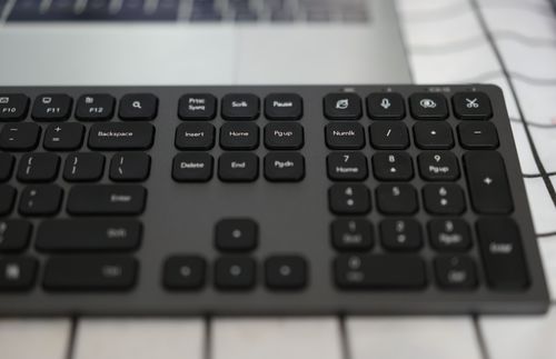 咪鼠智能語音鍵盤 餐飲服務的得力助手，語音打字、截圖與網頁導航一應俱全